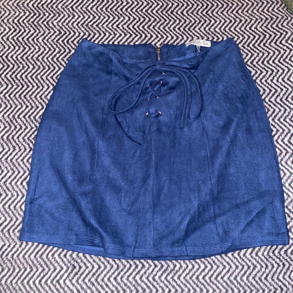 Charlotte Russe Lace-up front skirt - Picture 2 of 3